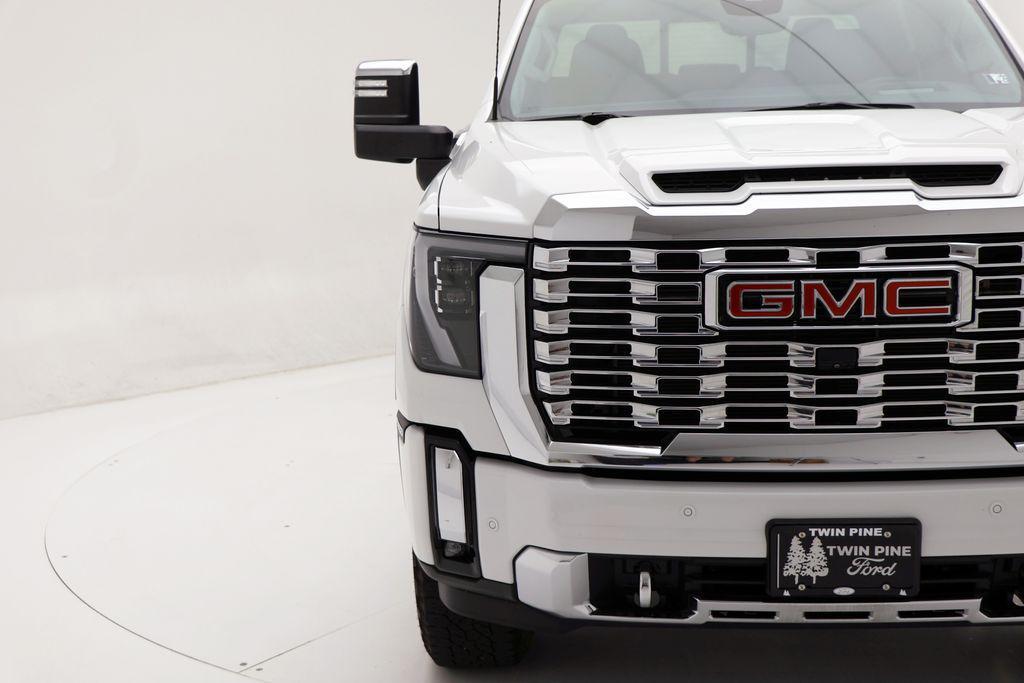 used 2024 GMC Sierra 2500 car, priced at $67,900