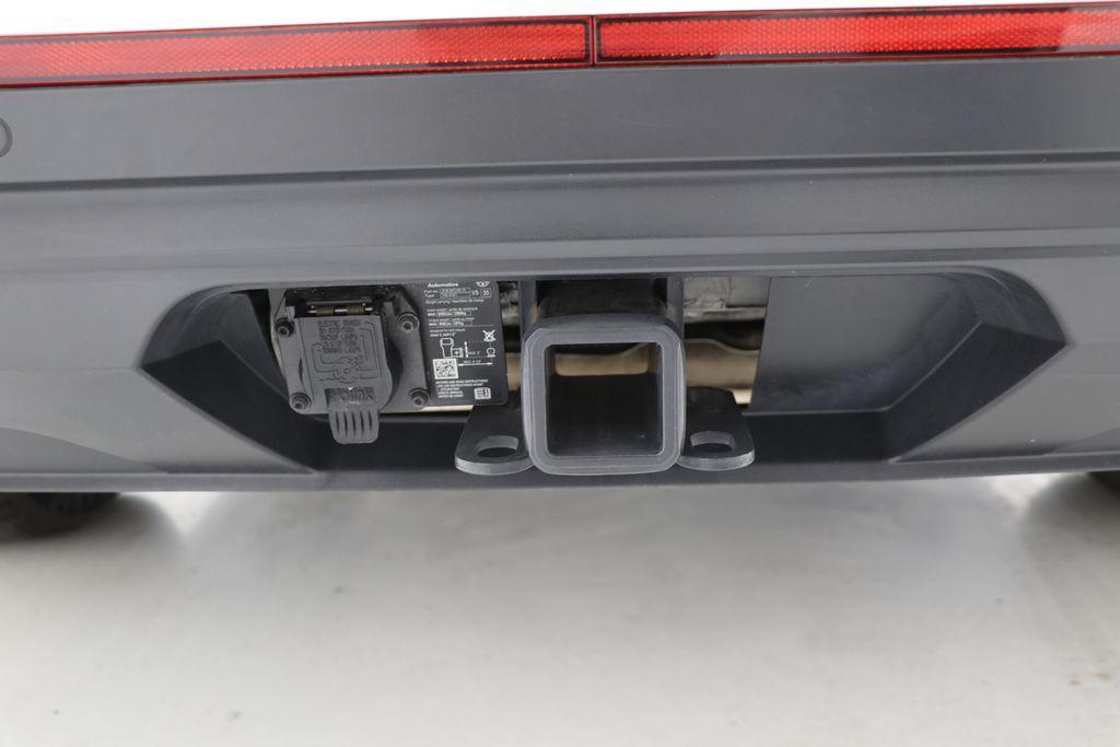 used 2025 Volkswagen Atlas car, priced at $31,400