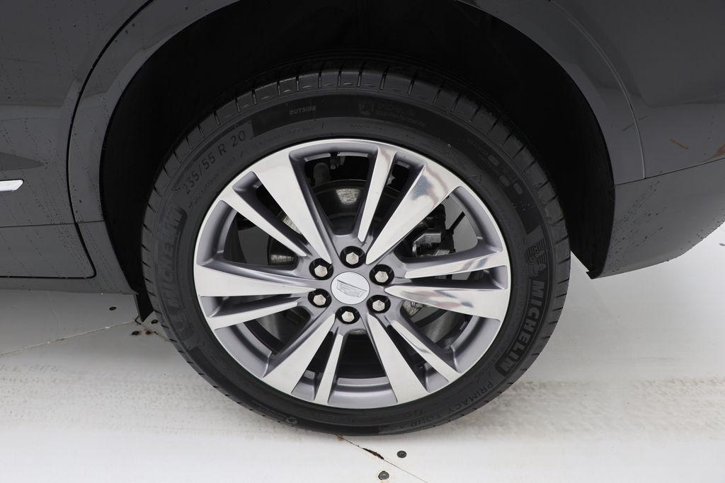 used 2025 Cadillac XT5 car, priced at $39,900