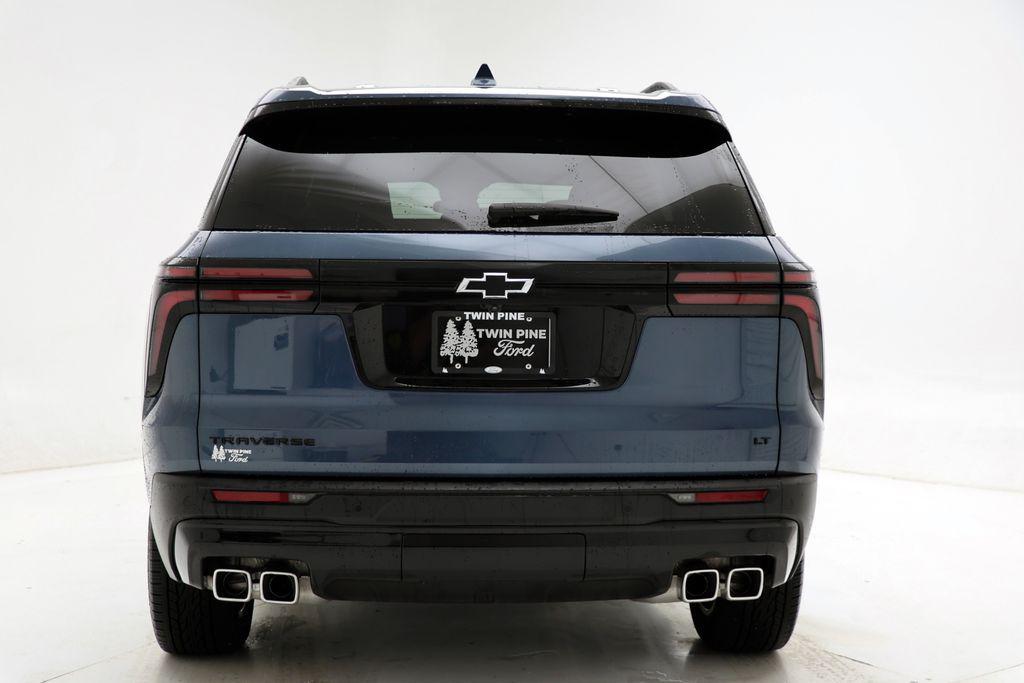 used 2024 Chevrolet Traverse car, priced at $33,995