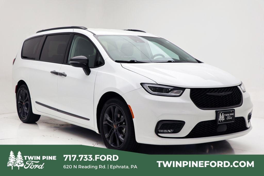 used 2024 Chrysler Pacifica car, priced at $34,200