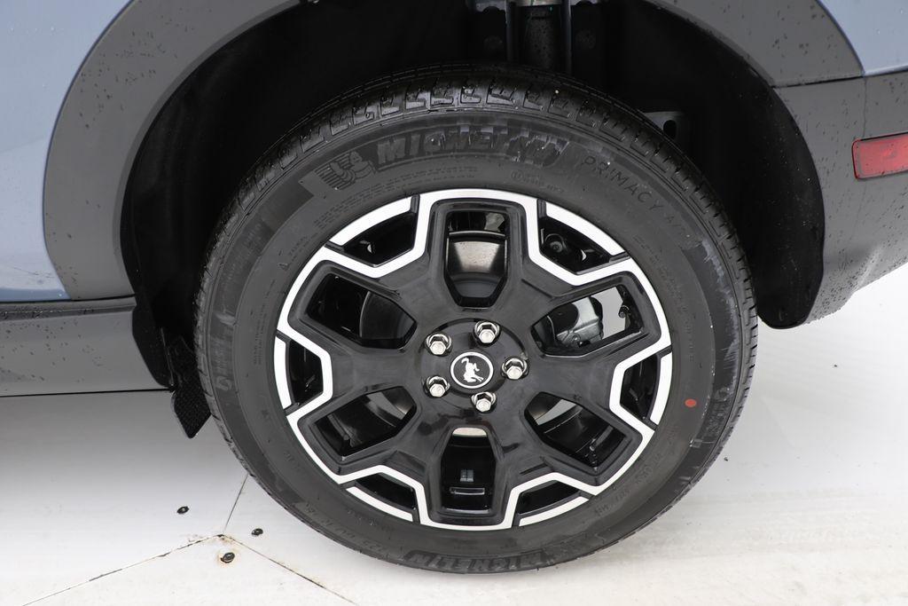 new 2025 Ford Bronco Sport car, priced at $35,002