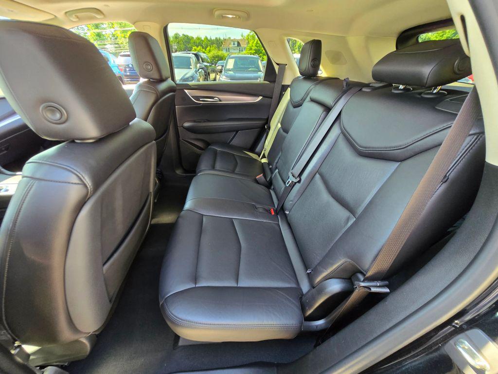 used 2019 Cadillac XT5 car, priced at $17,999