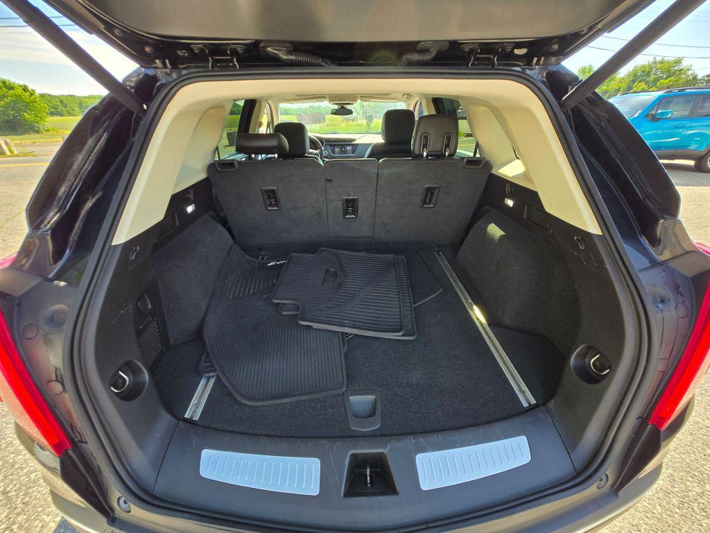 used 2019 Cadillac XT5 car, priced at $17,999