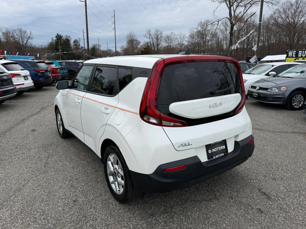 used 2022 Kia Soul car, priced at $10,300