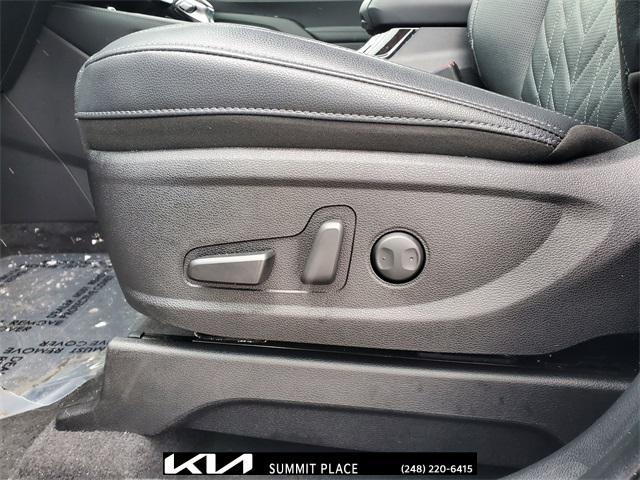 used 2025 Kia Telluride car, priced at $42,957