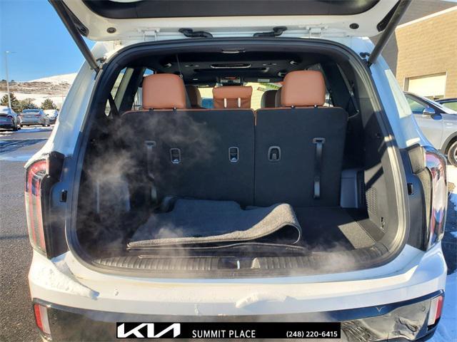 used 2025 Kia Telluride car, priced at $42,977
