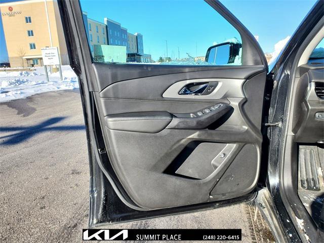 used 2021 Chevrolet Traverse car, priced at $24,577