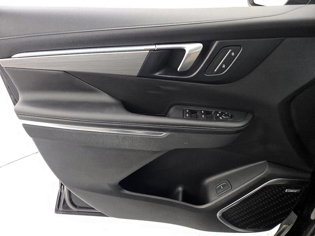 used 2025 Buick Enclave car, priced at $35,998