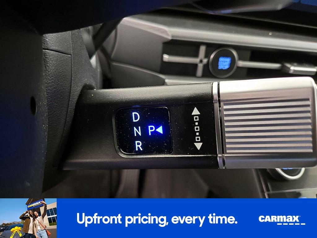 used 2025 Hyundai Santa Fe car, priced at $34,998