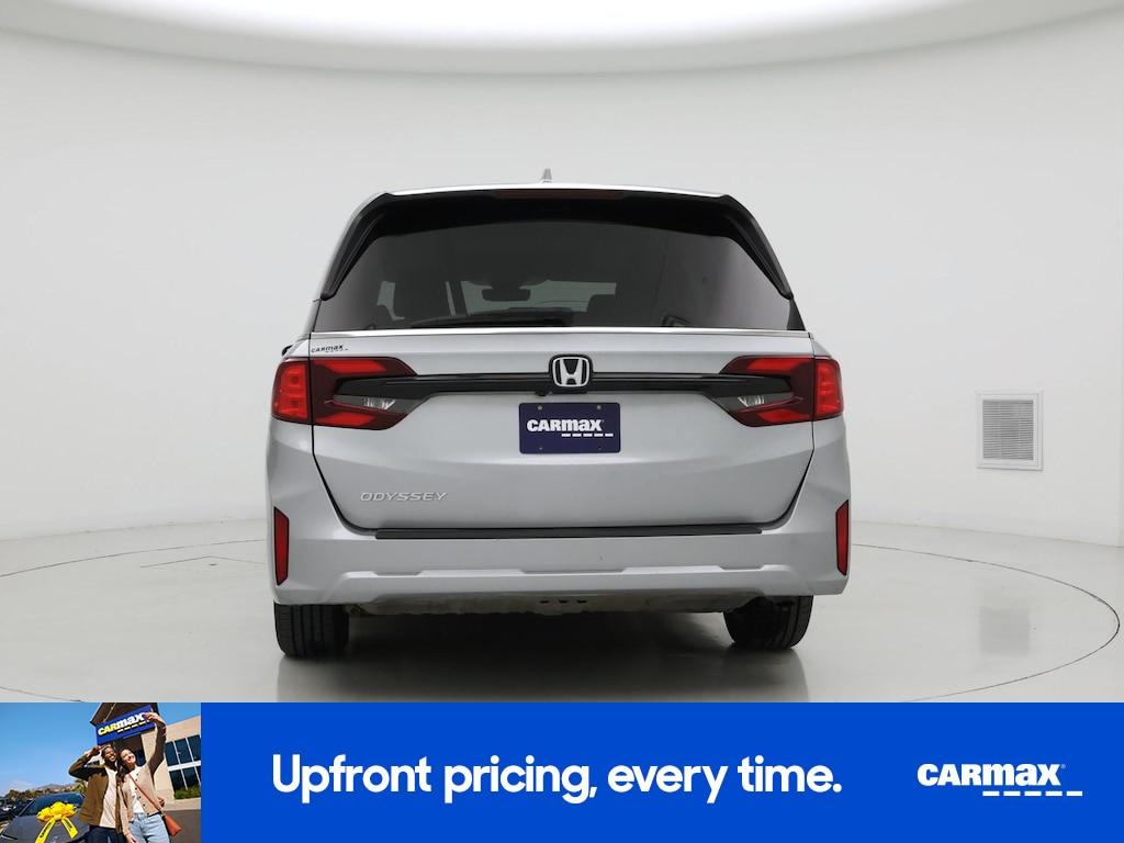 used 2025 Honda Odyssey car, priced at $33,998