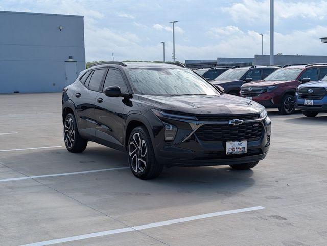 used 2025 Chevrolet Trax car, priced at $24,392