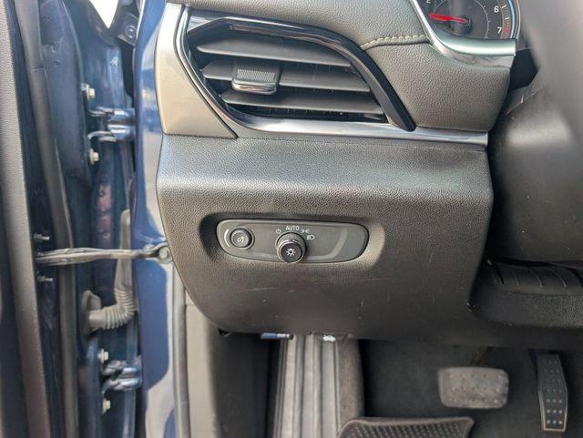 used 2023 Chevrolet Traverse car, priced at $25,721