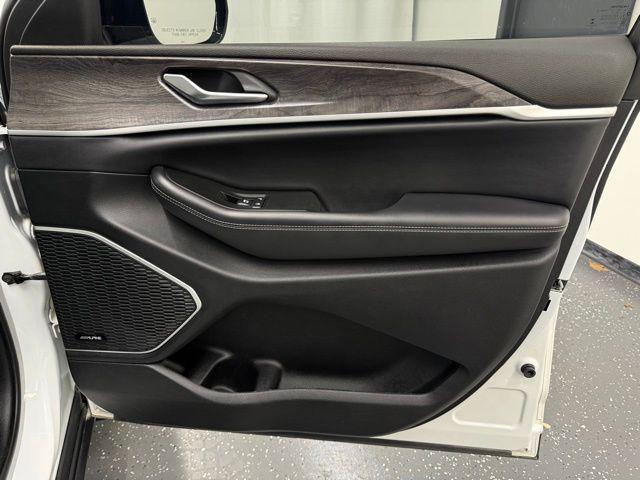 used 2021 Jeep Grand Cherokee L car, priced at $25,500