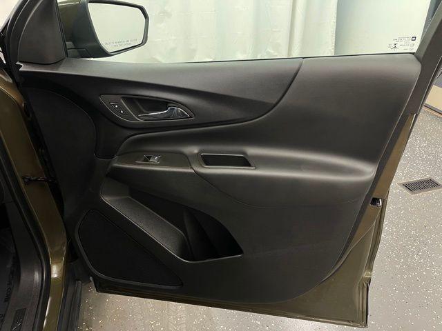 used 2023 Chevrolet Equinox car, priced at $21,000