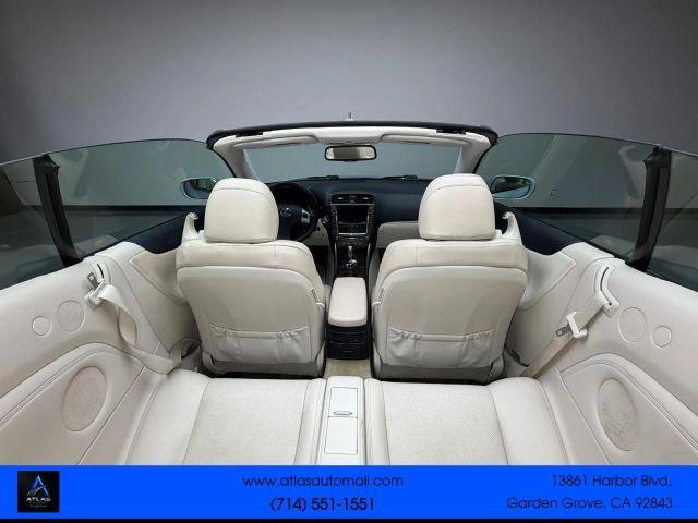 Lexus IS view 14