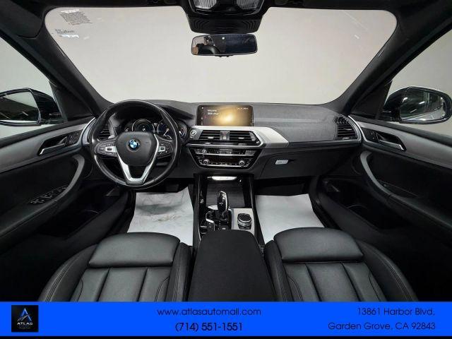 BMW X3 view 21