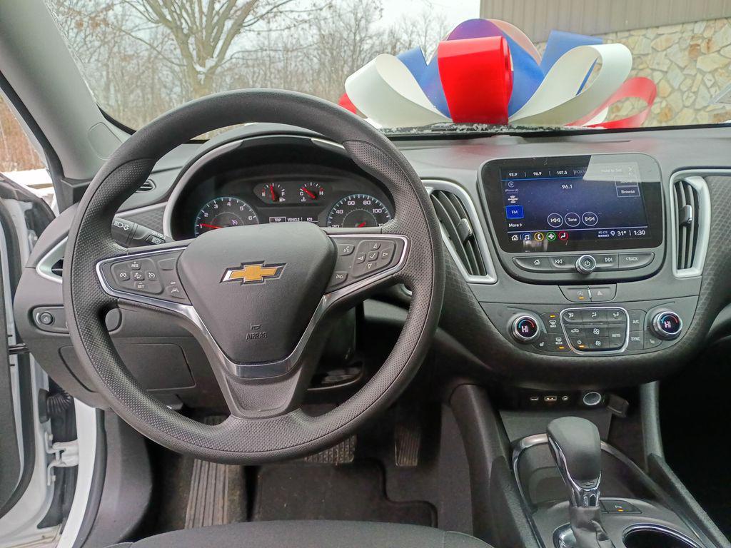 used 2024 Chevrolet Malibu car, priced at $15,999