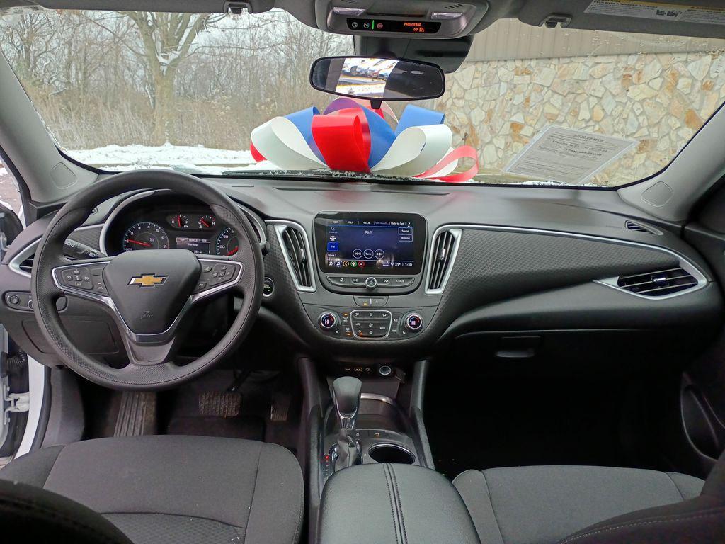 used 2024 Chevrolet Malibu car, priced at $15,999