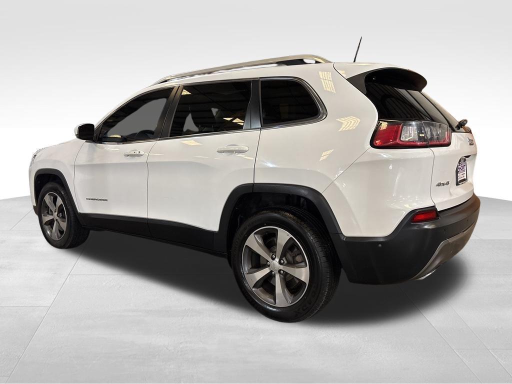 used 2019 Jeep Cherokee car, priced at $15,799
