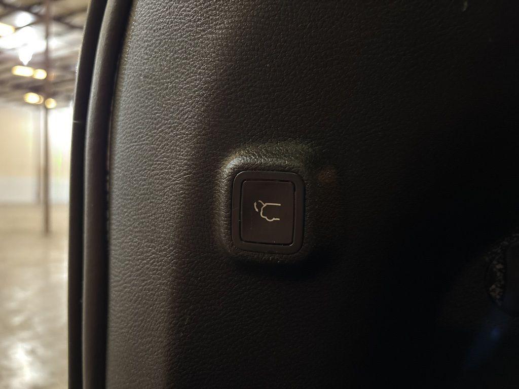 used 2019 Jeep Cherokee car, priced at $15,799