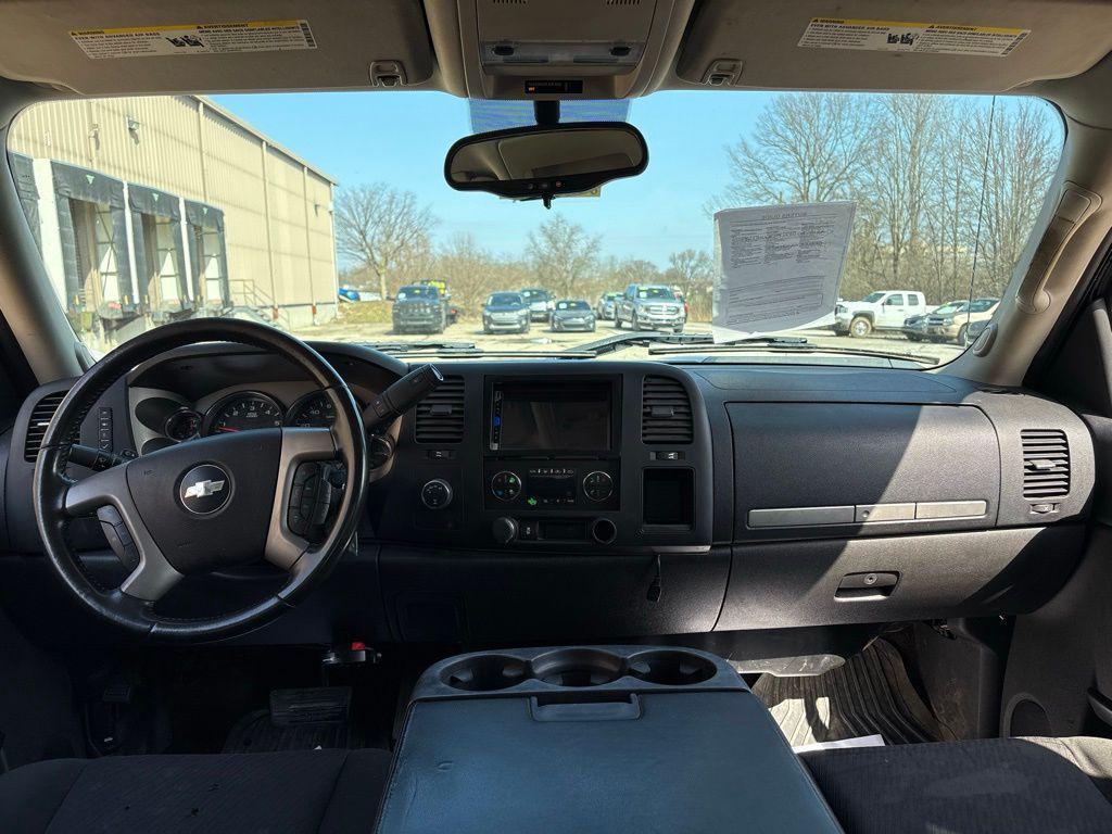 used 2013 Chevrolet Silverado 1500 car, priced at $5,894