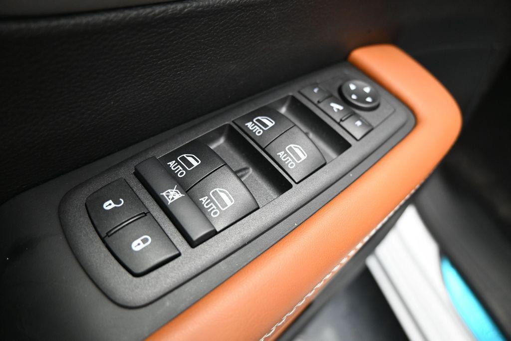 new 2026 Chrysler Pacifica car, priced at $48,901
