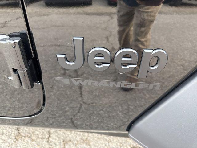 new 2026 Jeep Wrangler car, priced at $38,584