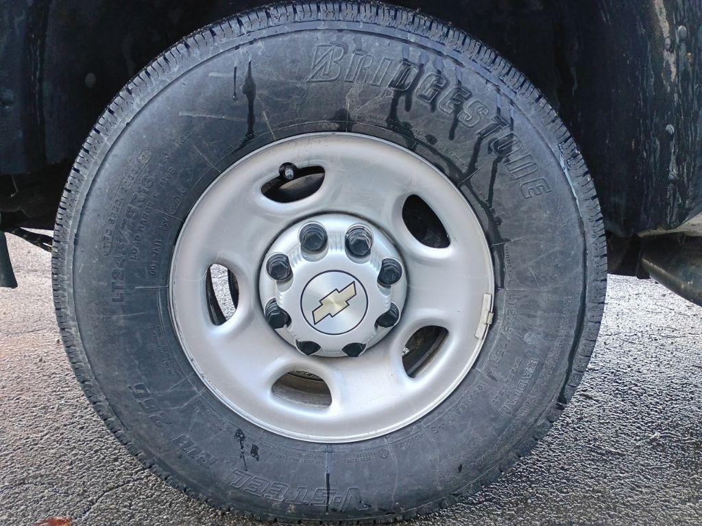 used 2001 Chevrolet Silverado 3500 car, priced at $4,000