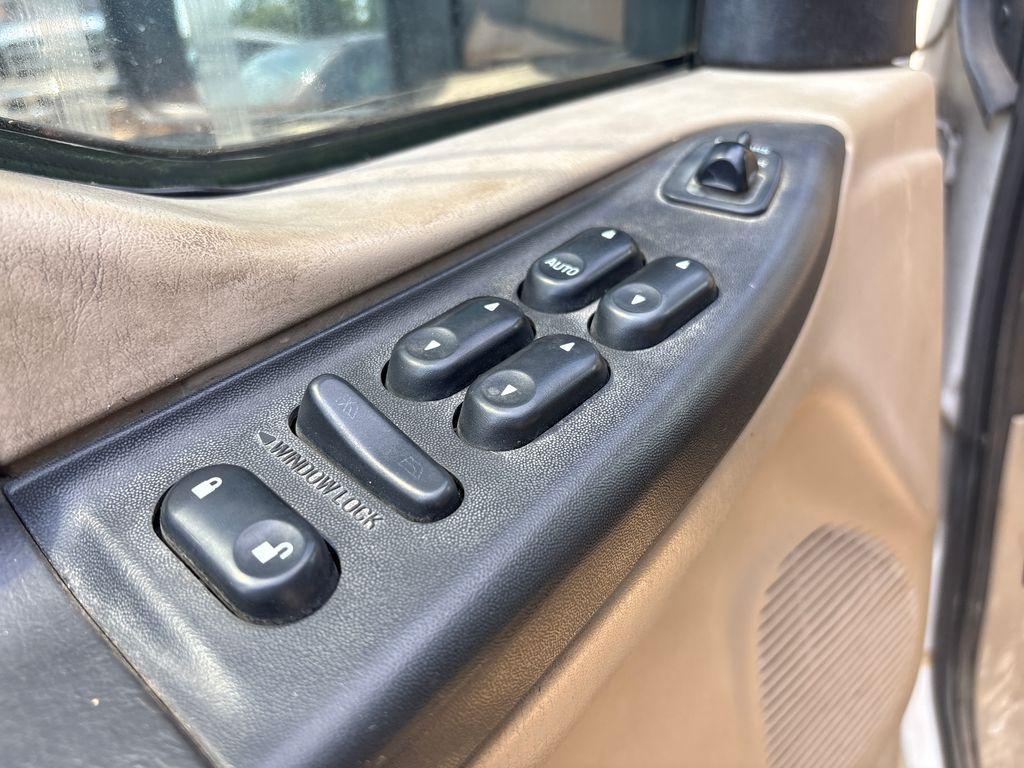 used 2005 Ford F-350 car, priced at $5,999