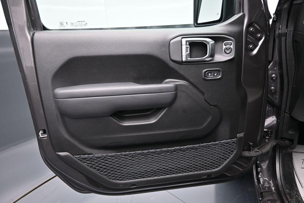 new 2026 Jeep Wrangler car, priced at $44,960