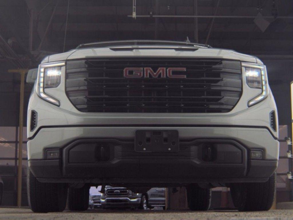 used 2024 GMC Sierra 1500 car, priced at $44,387