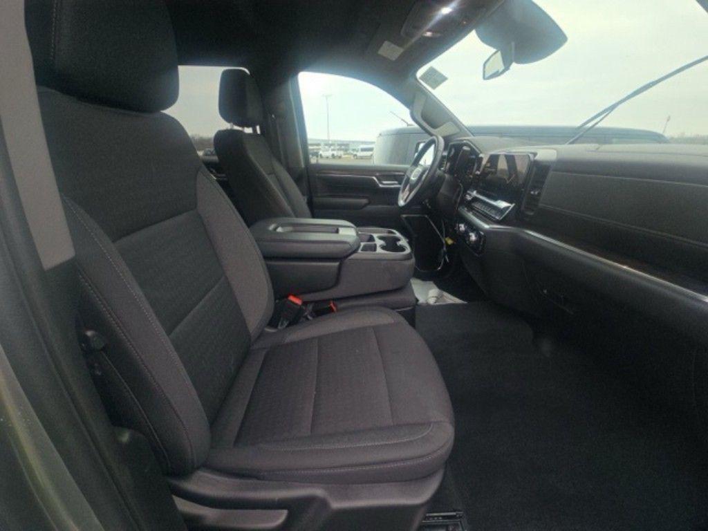 used 2024 GMC Sierra 1500 car, priced at $44,387