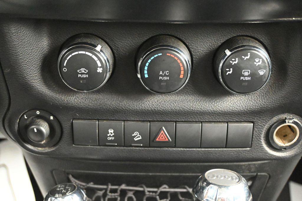 used 2014 Jeep Wrangler Unlimited car, priced at $15,803