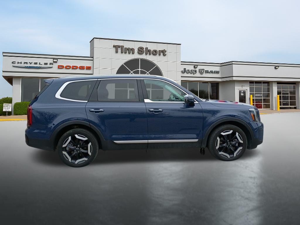 used 2024 Kia Telluride car, priced at $31,624