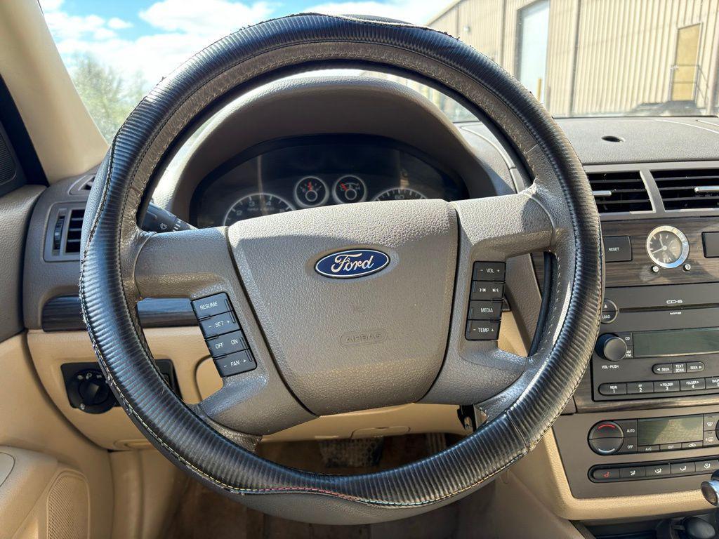 used 2006 Ford Fusion car, priced at $2,500