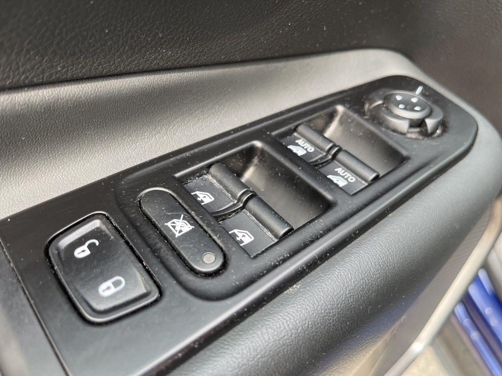 used 2020 Jeep Renegade car, priced at $14,999