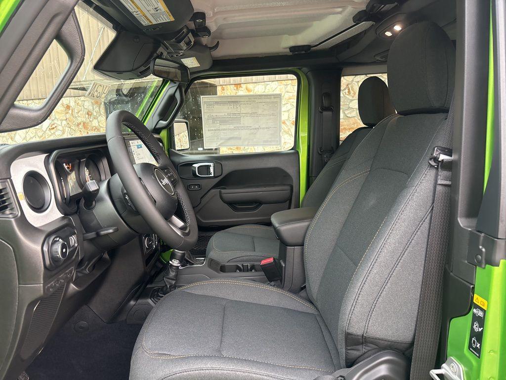 new 2025 Jeep Wrangler car, priced at $38,758