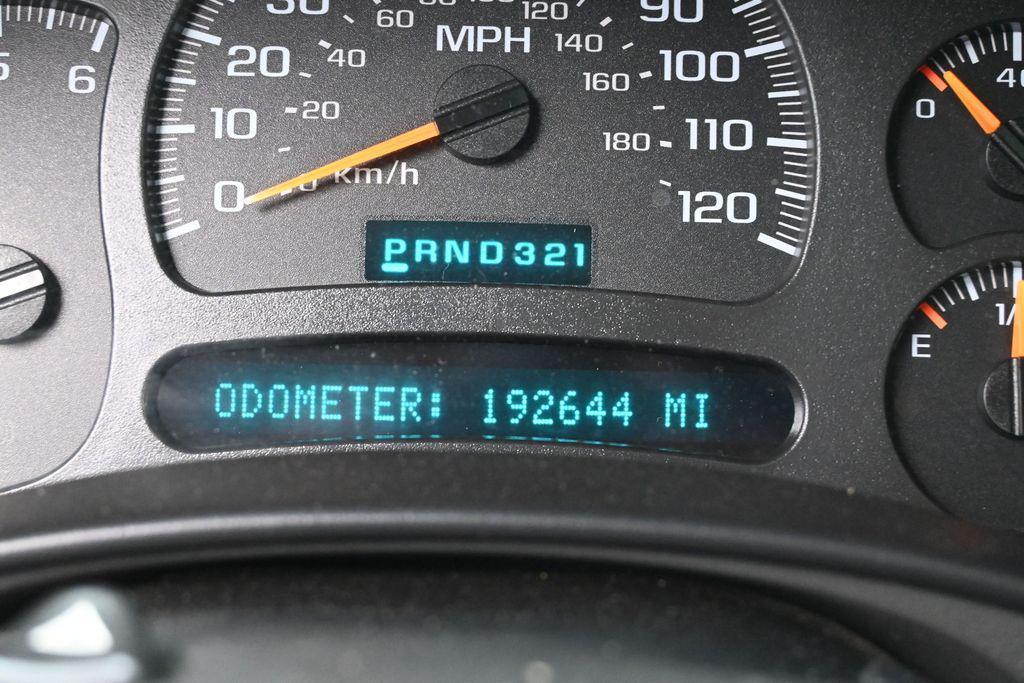 used 2003 Chevrolet Suburban car, priced at $6,799