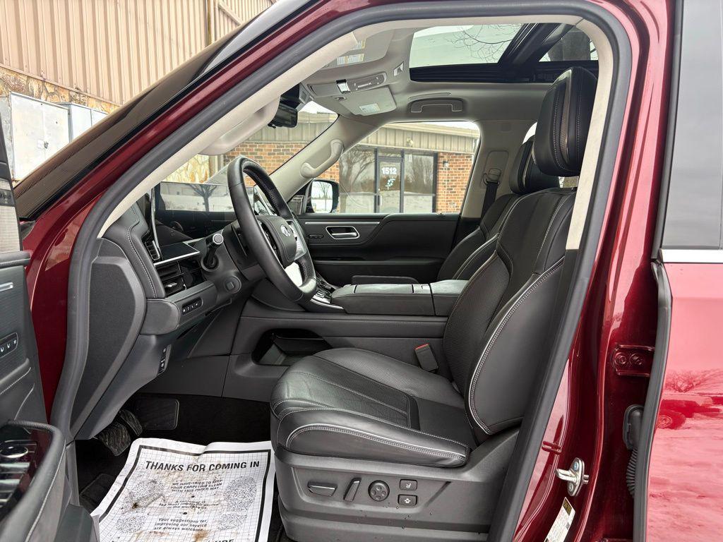 used 2025 INFINITI QX80 car, priced at $71,000