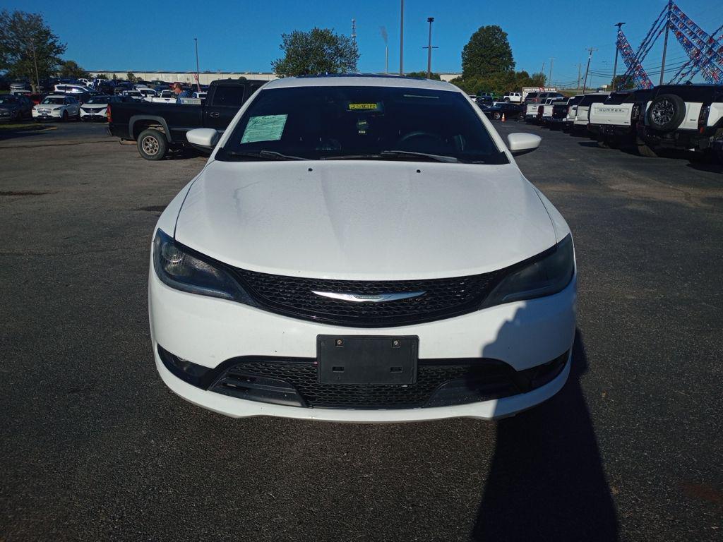 used 2015 Chrysler 200 car, priced at $5,999