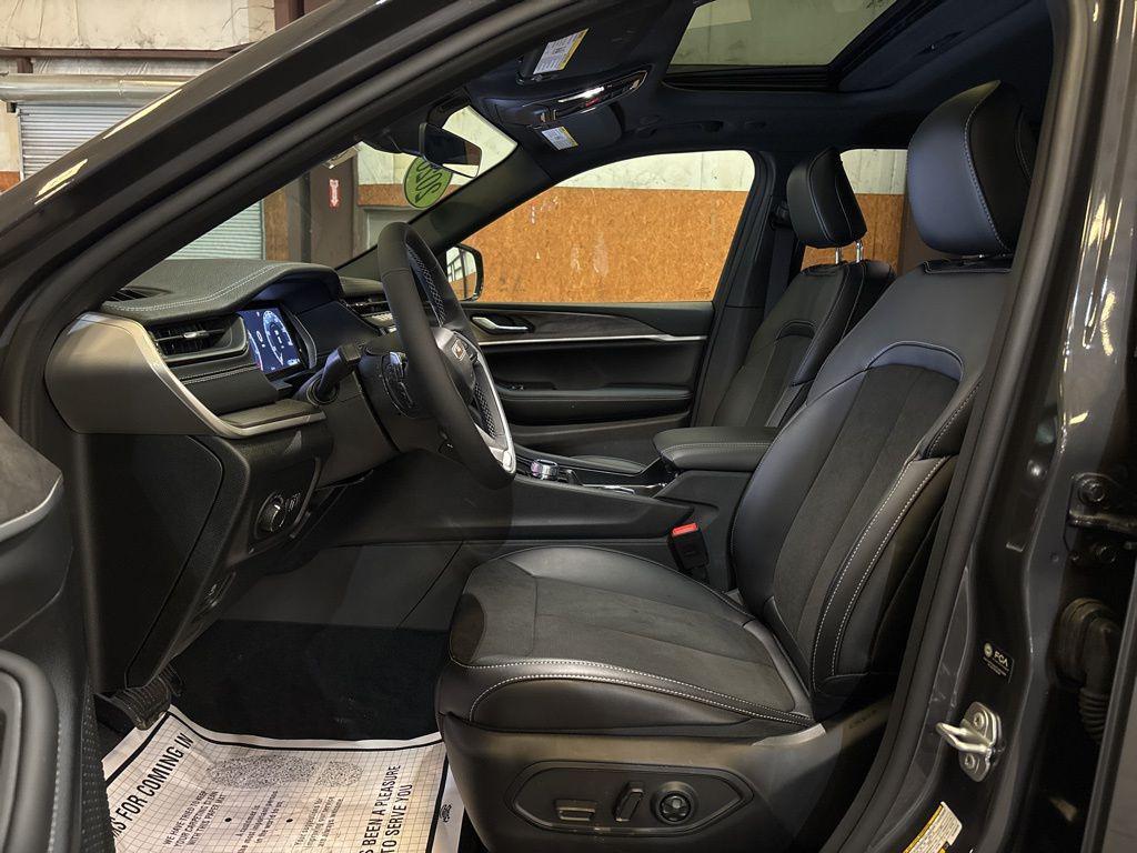 new 2026 Jeep Grand Cherokee car, priced at $37,416