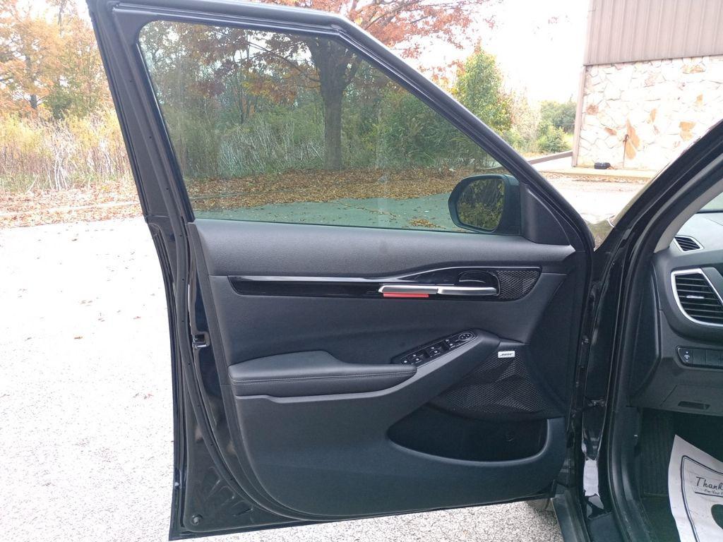 used 2024 Kia Seltos car, priced at $19,999