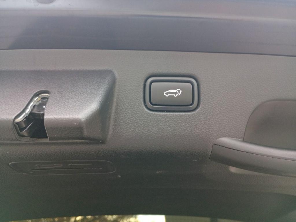 used 2024 Kia Seltos car, priced at $19,999