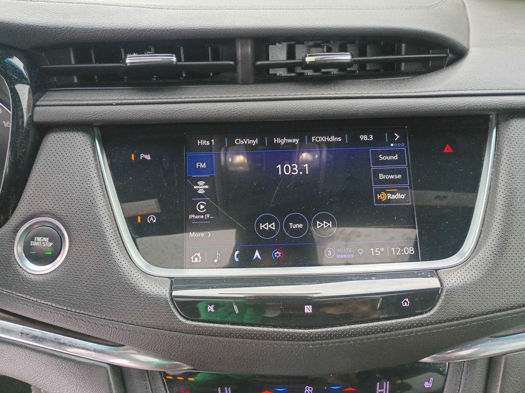 used 2021 Cadillac XT5 car, priced at $18,999