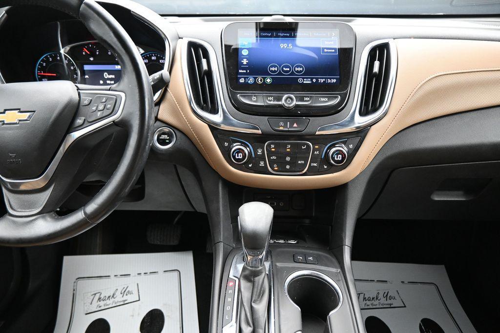 used 2022 Chevrolet Equinox car, priced at $17,899