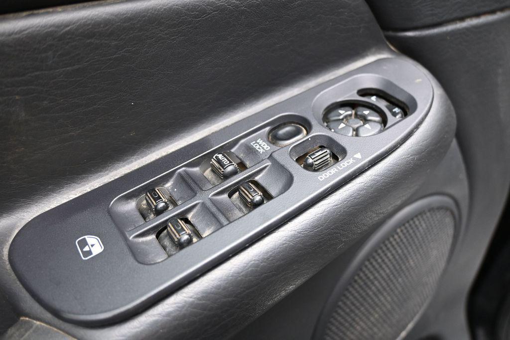 used 2005 Dodge Ram 2500 car, priced at $6,299