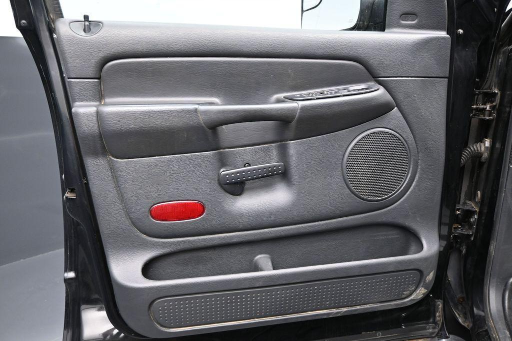 used 2005 Dodge Ram 2500 car, priced at $6,299