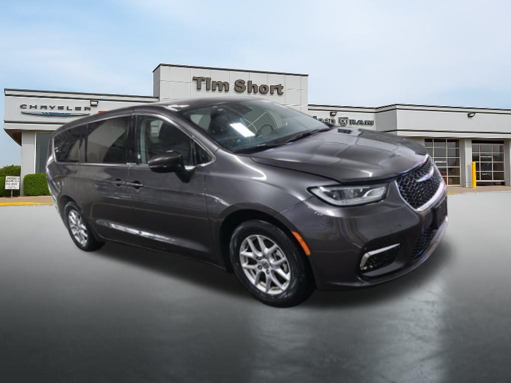 used 2023 Chrysler Pacifica car, priced at $26,143