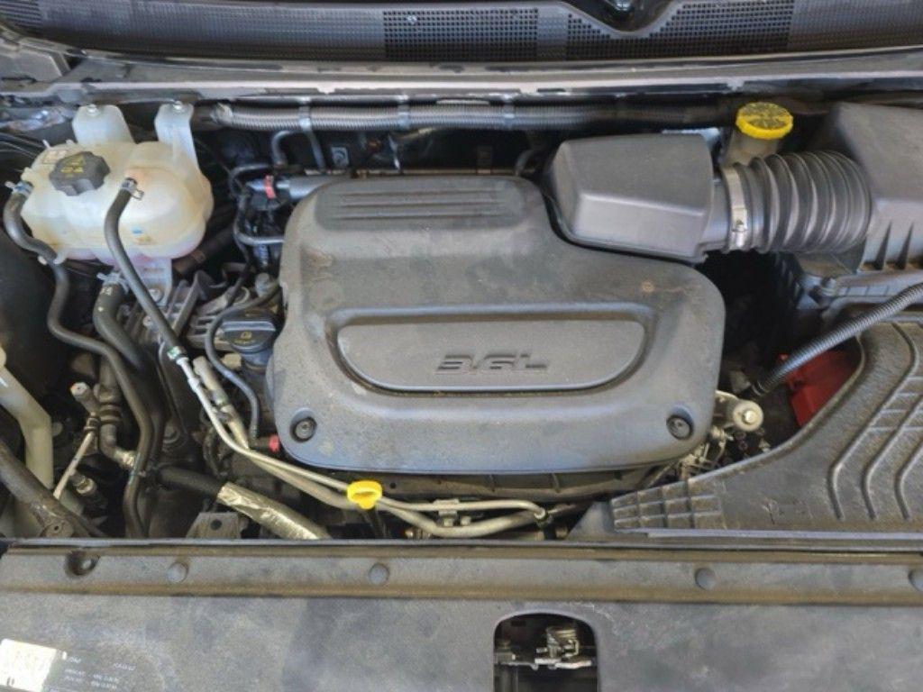 used 2023 Chrysler Pacifica car, priced at $26,143